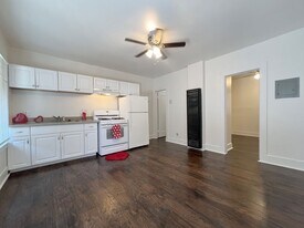 1238 E 7th St in Long Beach, CA - Building Photo
