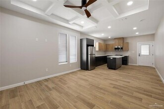 100 San Jose Dr, Unit 4 in Mission, TX - Building Photo - Building Photo