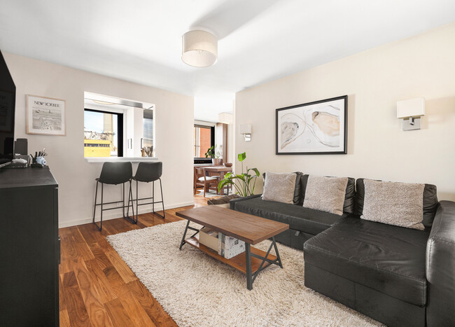 property at 515 E 72nd St