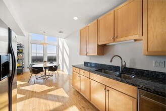 21 Park St in Somerville, MA - Building Photo - Building Photo