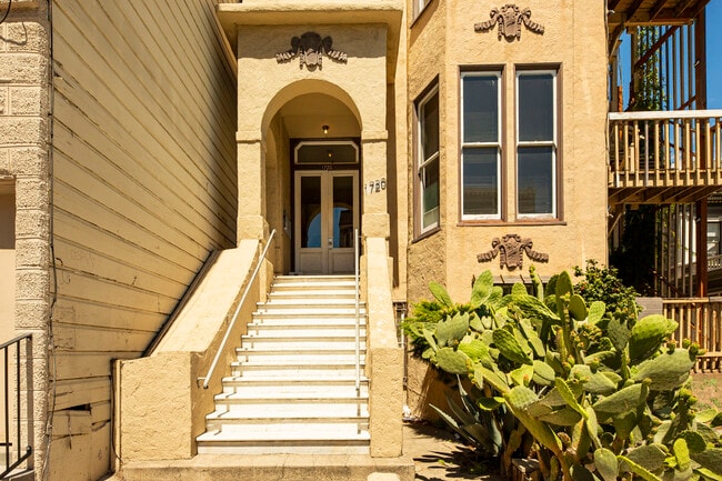 1720 Golden Gate in San Francisco, CA - Building Photo - Building Photo
