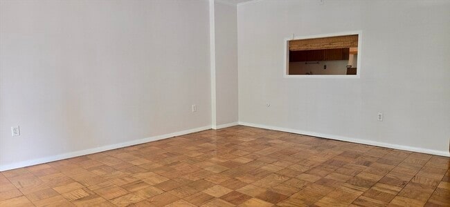 6 Whittier Pl in Boston, MA - Building Photo - Building Photo
