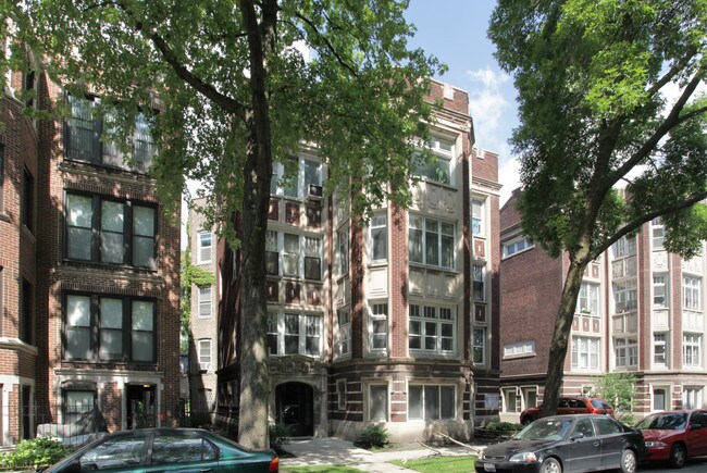 5018 S Woodlawn Ave in Chicago, IL - Building Photo - Building Photo