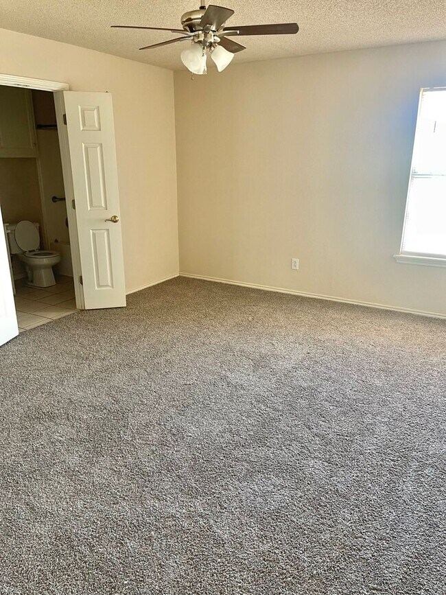 2346 78th St in Lubbock, TX - Building Photo - Building Photo