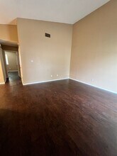 9706 Eastwend Dr-Unit -A in Austin, TX - Building Photo - Building Photo