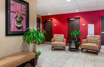 Furnished Studio-Jacksonville - Lenoir Ave in Jacksonville, FL - Foto de edificio - Building Photo