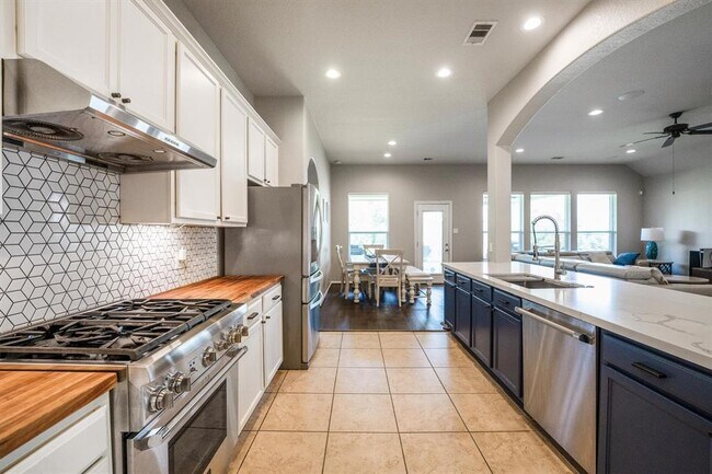 25227 Hawthorne Blossom Dr in Spring, TX - Building Photo - Building Photo