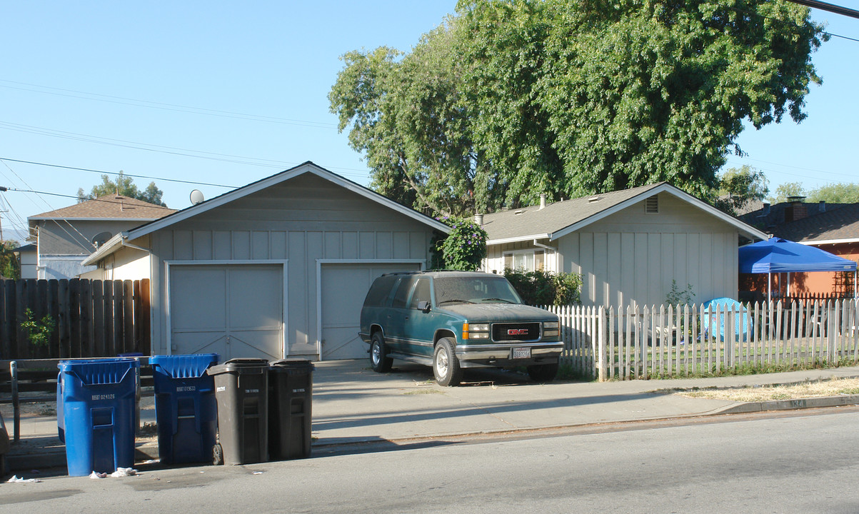 132-134 Budd Ave in Campbell, CA - Building Photo