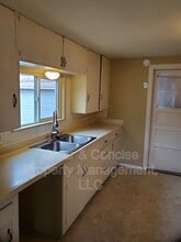 1450 E St in Springfield, OR - Building Photo - Building Photo
