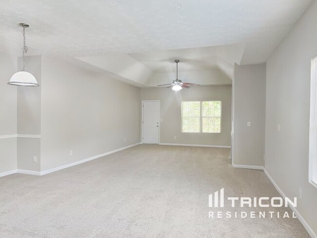 120 Astilbe Meadow Dr in Locust Grove, GA - Building Photo - Building Photo