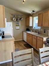 61021 Lodgepole Dr in Bend, OR - Building Photo - Building Photo