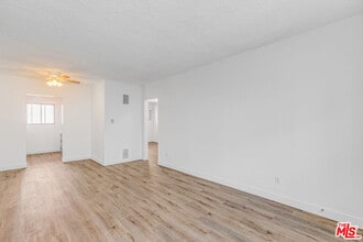 1812 N Gramercy Pl in Los Angeles, CA - Building Photo - Building Photo
