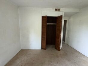 2208 S 5th St in Fayetteville, IL - Building Photo - Building Photo