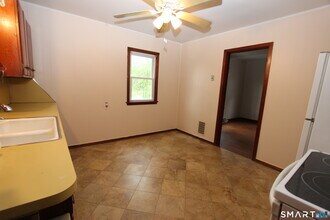 22 Brook St in Seymour, CT - Building Photo - Building Photo