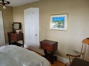 29 Green St, Unit 29 Green Street in Bellows Falls, VT - Foto de edificio - Building Photo