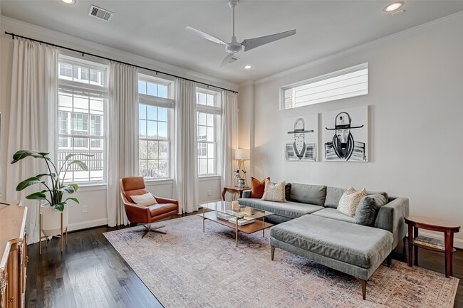 property at 1035 Ashland St