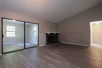 3069 Caliente Ln in Rex, GA - Building Photo - Building Photo
