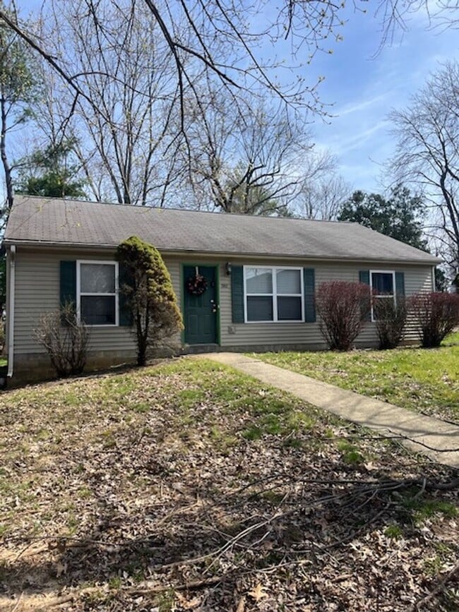 property at 1302 N Kinser Pike