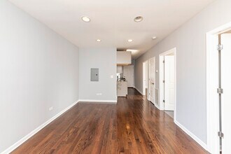 1010 S 1st Ave in Maywood, IL - Building Photo - Building Photo