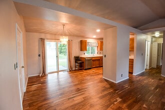 2080 Bonnie Dr in Payette, ID - Building Photo - Building Photo