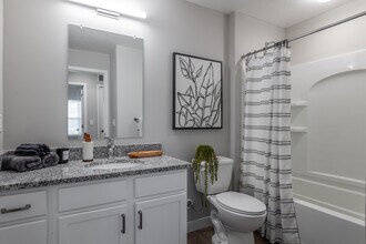 Buckstone Flats in Obetz, OH - Foto de edificio - Interior Photo