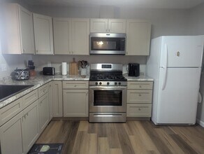 906 N Wagon Wheel Trl in Lafayette, IN - Foto de edificio - Building Photo