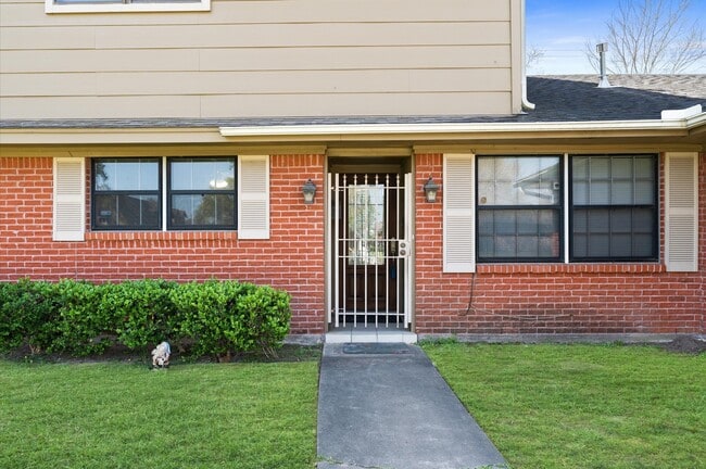 1839 Bethlehem St in Houston, TX - Foto de edificio - Building Photo