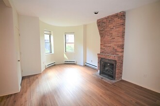 60 Saint Germain St, Unit 26PE in Boston, MA - Building Photo - Building Photo