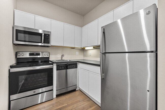 70 Fenway, Unit 45 in Boston, MA - Building Photo - Building Photo