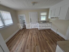 526 E 17th St in Winston-Salem, NC - Building Photo - Building Photo