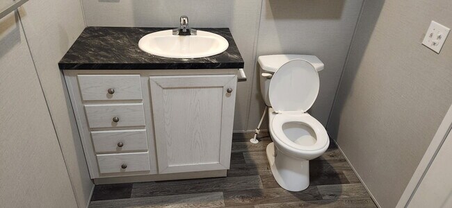 2401 Pajot Rd in Kawkawlin, MI - Building Photo - Building Photo