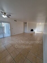 554 W Alamos Ave-Unit -Unit 101 in Clovis, CA - Building Photo - Building Photo