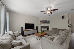 192 Jon Dr in Smithfield, NC - Building Photo