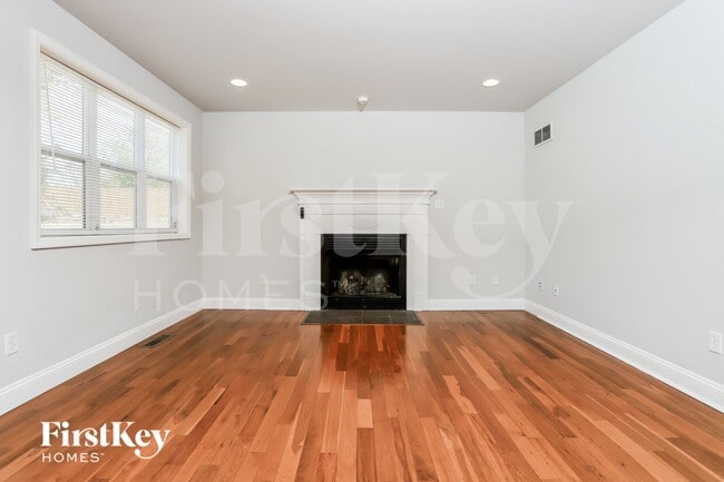 207 Lithia Ave in Webster Groves, MO - Building Photo - Building Photo