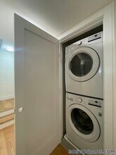 65 Cameron St in Brookline, MA - Foto de edificio - Building Photo