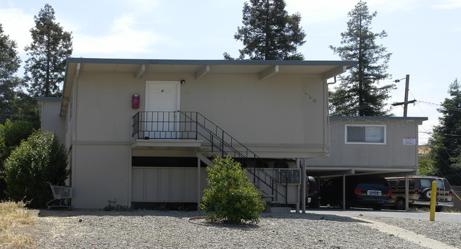 1438 Marclair Dr in Concord, CA - Foto de edificio - Building Photo