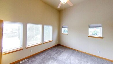 1954-56 Willard Street in Ferndale, WA - Building Photo - Interior Photo