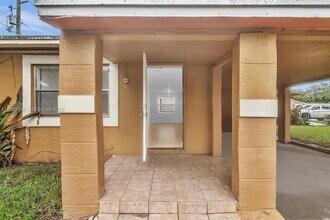 2800 NW 6th Ct in Fort Lauderdale, FL - Building Photo - Building Photo