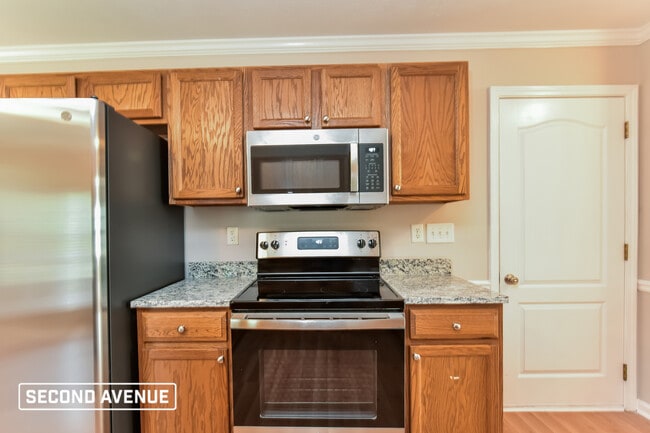 3748 White Pine Rd in Snellville, GA - Building Photo - Building Photo