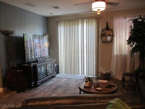 3925 Jamison Park Ln in North Las Vegas, NV - Foto de edificio - Building Photo