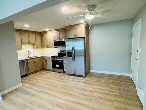 1443 Homestead Rd in La Grange Park, IL - Building Photo - Building Photo