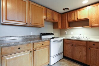 3 E Central Ave, Unit 2B By MU Health Science in Oxford, OH - Building Photo - Building Photo