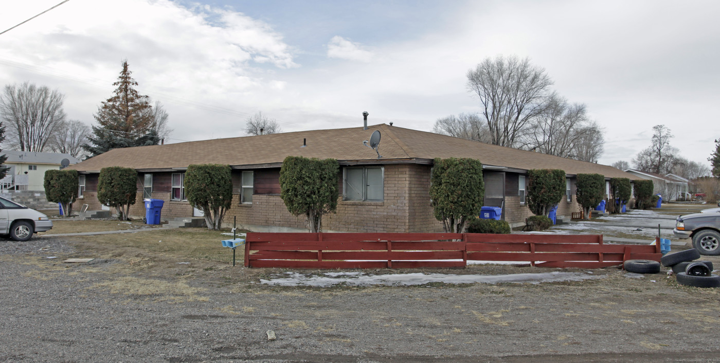 1931 18th St in Heyburn, ID - Building Photo