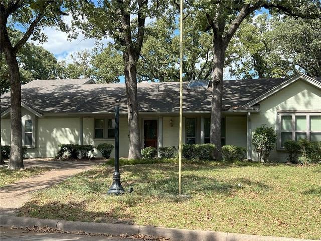 208 Shelmar Dr in Euless, TX - Building Photo - Building Photo