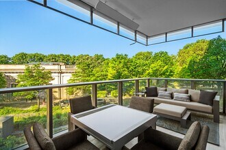 2100 Hamilton St in Philadelphia, PA - Building Photo - Building Photo