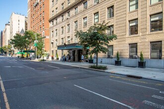 Howard House in New York, NY - Building Photo - Building Photo