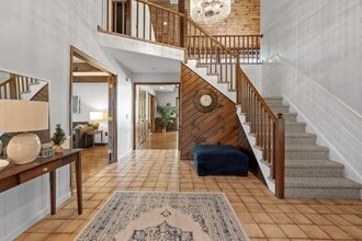 60 Innsbruck Blvd in Hopewell Junction, NY - Foto de edificio - Building Photo