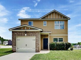 517 Brady Dr in Villa Rica, GA - Building Photo