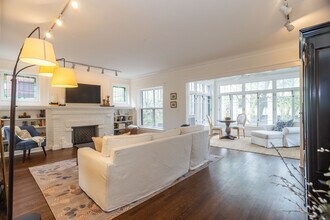 901 W Ainslie St in Chicago, IL - Building Photo - Building Photo