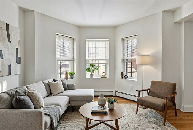 2989 Washington St in Boston, MA - Building Photo - Building Photo